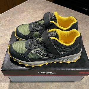 Saucony sneakers in great condition